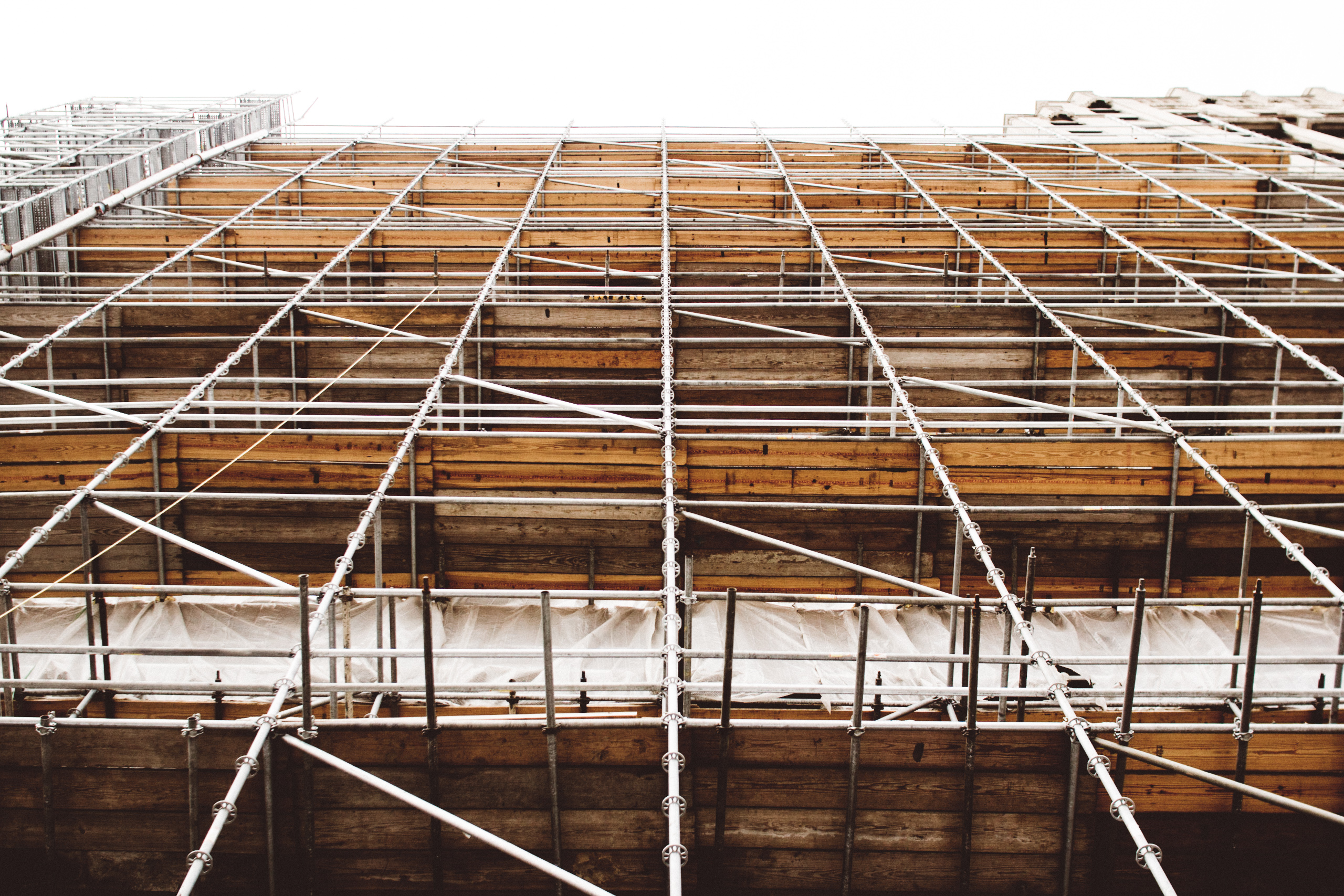 brown-concrete-building-154141