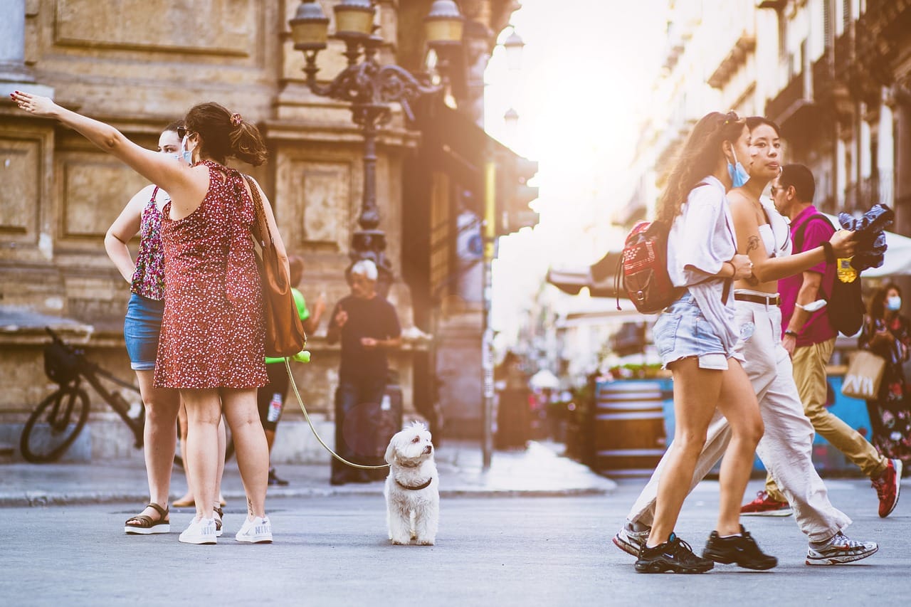 people-gb8982bb82_1280