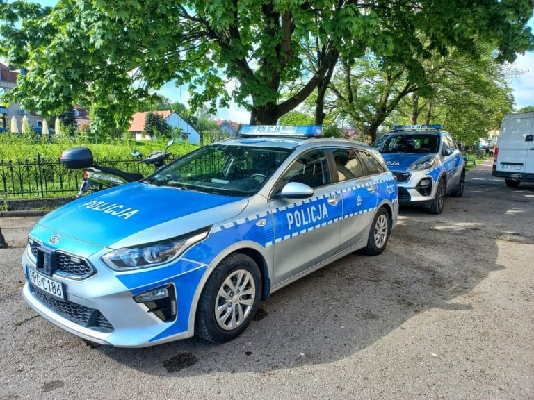 dzień_otwarty_liceum_Niepołomice_policja
