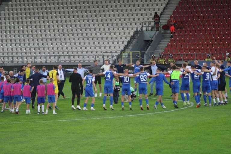 Puszcza_Niepołomice_mecz_Ekstraklasa_eliminacje_koniec_sezonu