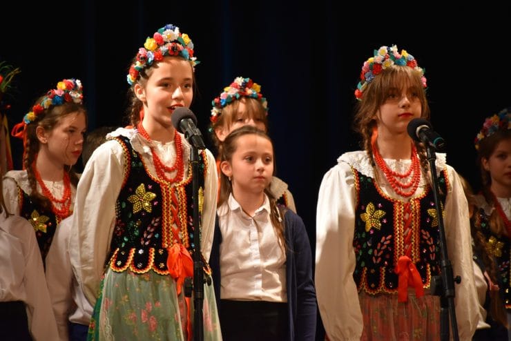 pieśni patriotyczne 11 listopada święto niepodległości Gdów466041709_966035785552686_434062868212398974_n