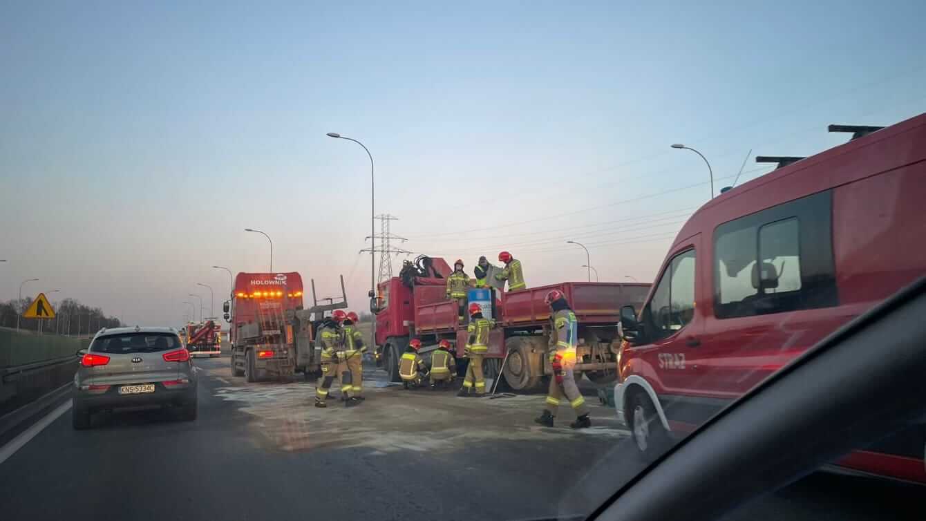 wieliczka bieżan&oacute;w wypadek drogowy autostrada