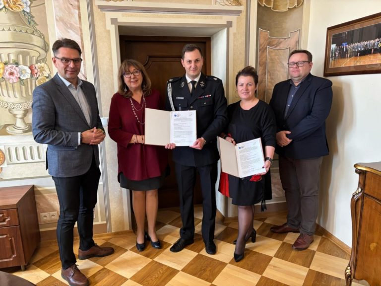 OSP Wieliczka: podpisano umowę na renowację zabytkowej jednostki