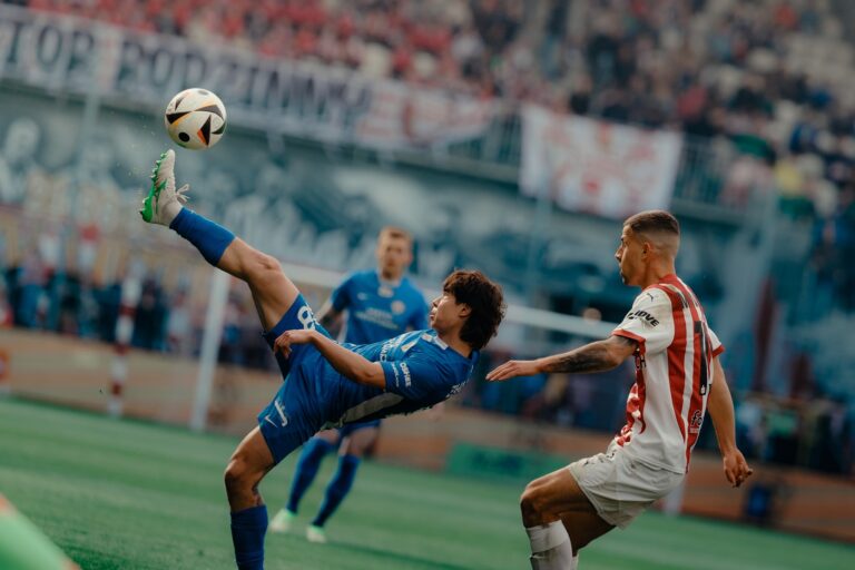 mecz puszcza niepołomice cracovia pasy żubry ekstraklasa
