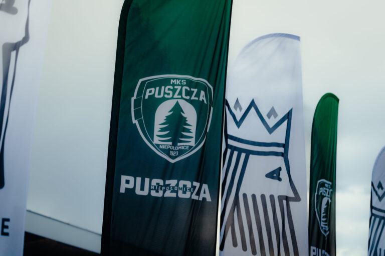 puszcza niepołomice radomiak 21 kwietnia 29 kolejka ekstraklasy 2025 mecz ekstraklasa