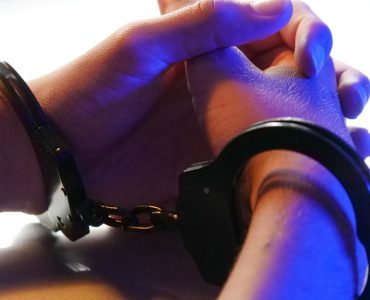 Włamywacz zatrzymany na gorącym uczynku w Wieliczce