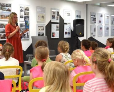 Eliza Piotrowska w Niepołomicach: spotkanie z autorką książek dla dzieci