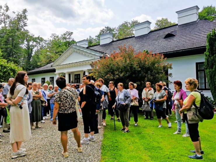 Gminna Akademia Seniora odkrywa Tarnowskie Skarby