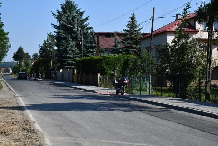 Zakończenie budowy chodników w Gdowie