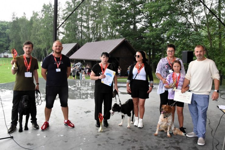 Deszczowe popołudnie z psiakiem w Gdowie