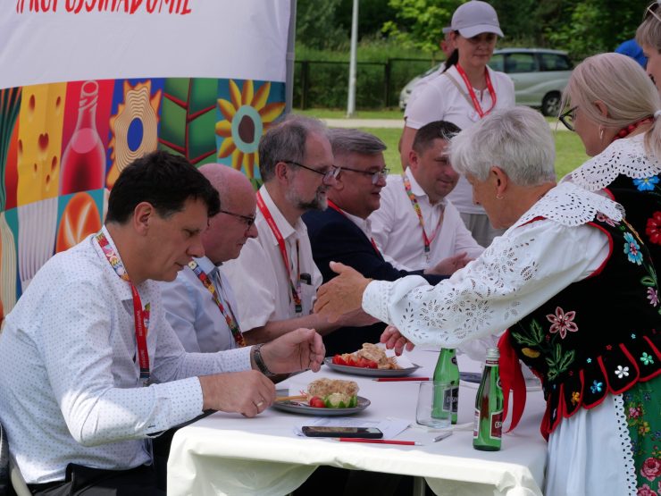 Piknik kulinarny w Gdowie: smak i tradycja w jednym miejscu