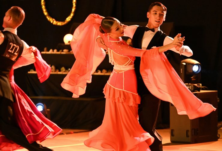 Emocje i taniec w Bochni podczas XXVIII Turnieju Tańca Towarzyskiego