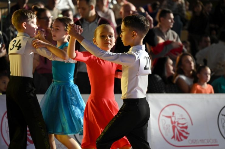 Emocje i taniec w Bochni podczas XXVIII Turnieju Tańca Towarzyskiego