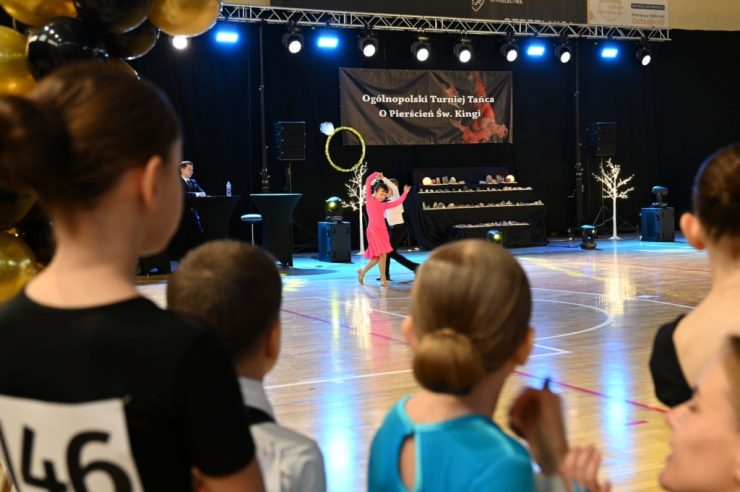 Emocje i taniec w Bochni podczas XXVIII Turnieju Tańca Towarzyskiego