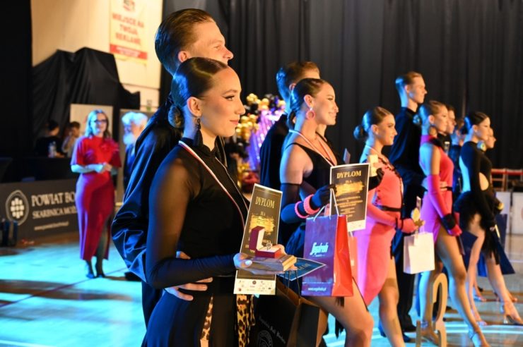 Emocje i taniec w Bochni podczas XXVIII Turnieju Tańca Towarzyskiego