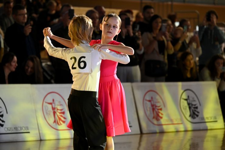 Emocje i taniec w Bochni podczas XXVIII Turnieju Tańca Towarzyskiego