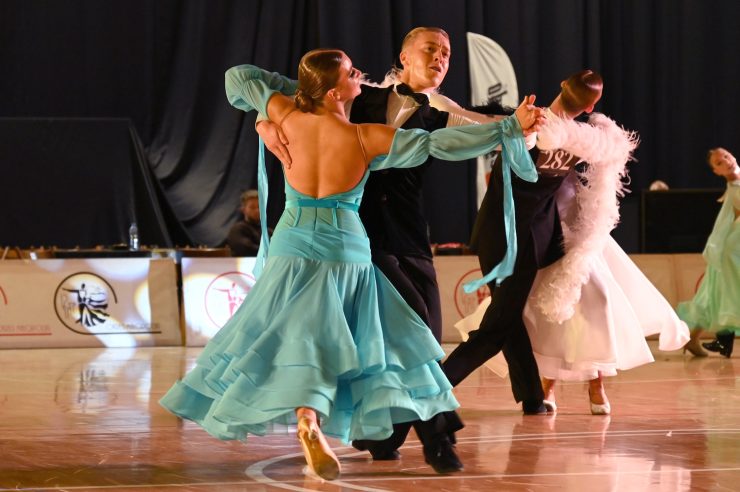 Emocje i taniec w Bochni podczas XXVIII Turnieju Tańca Towarzyskiego