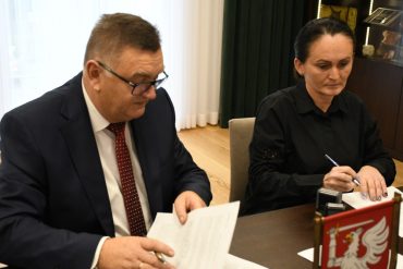 Remont szatni przy boisku ORLIK w Gdowie