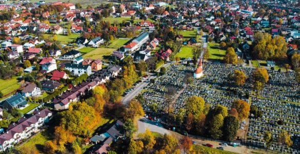 Zmiany w organizacji ruchu w Niepołomicach na Wszystkich Świętych