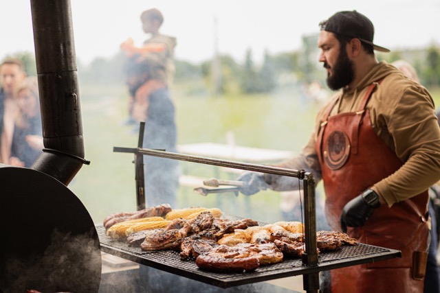 Piknik charytatywny Stowarzyszenia &bdquo;Tęcza&rdquo; w Niepołomicach