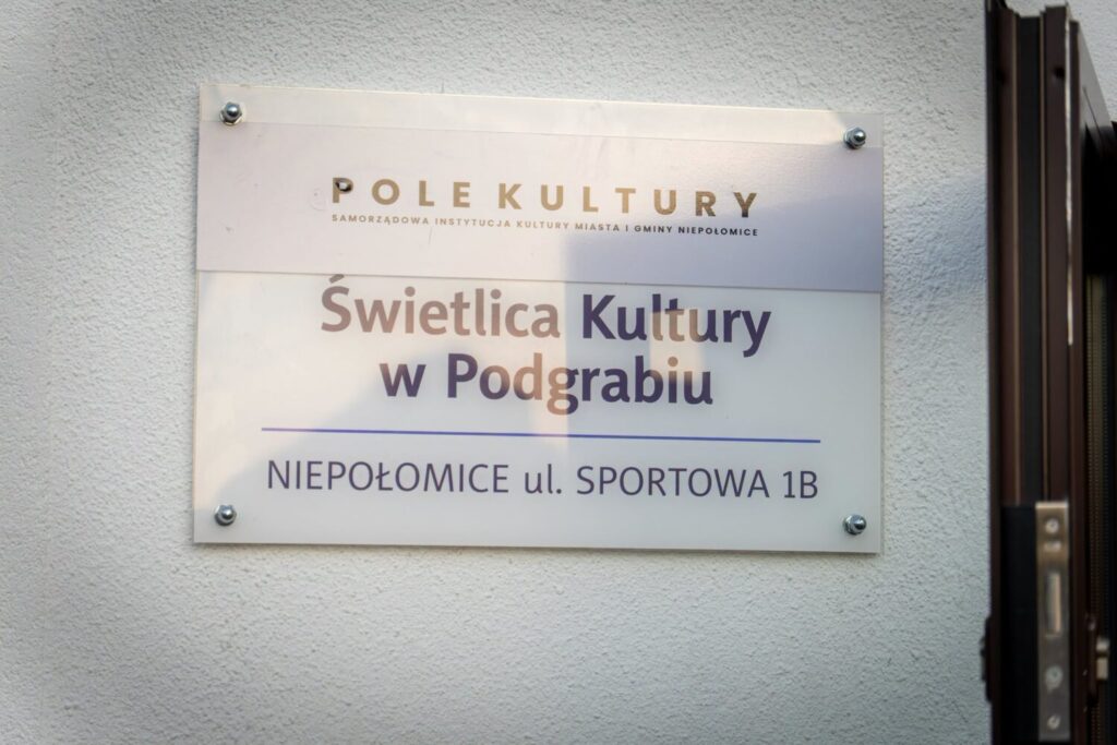 świetlica-kultury-w-podgrabiu-niepołomice10.png