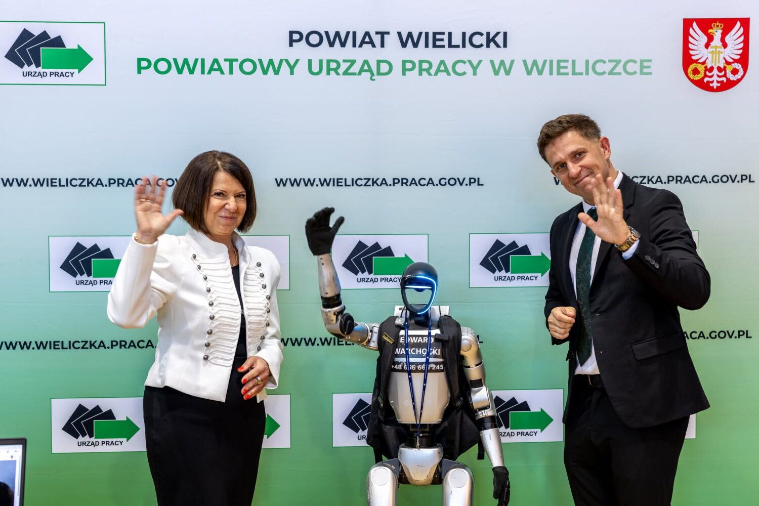 Ponad 60 wystawców i robot humanoidalny. Za nami II Targi Pracy Powiatu Wielickiego