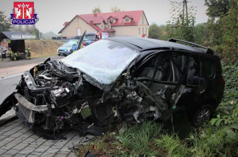 UWAGA! Wypadek na trasie Wieliczka &ndash; Dobczyce. Dwie osoby poszkodowane