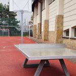 Nowa nawierzchnia i wyposażenie. Plac sportowy przy SP nr 1 w Wieliczce po modernizacji