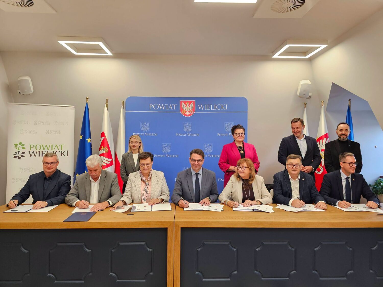Powiat wielicki i pięć gmin podpisały porozumienie. Powstanie wsp&oacute;lna strategia rozwoju