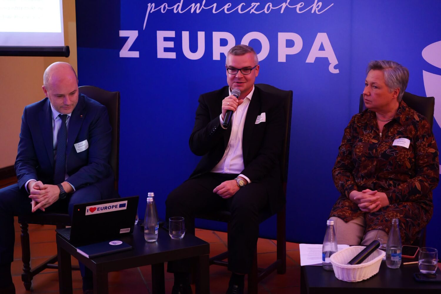 &bdquo;Podwieczorek z Europą&rdquo; w Niepołomicach. Rozmawiano o przyszłości Unii