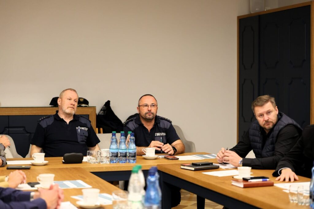 Przejścia dla pieszych i edukacja najmłodszych. O bezpieczeństwie na drogach powiatu wielickiego